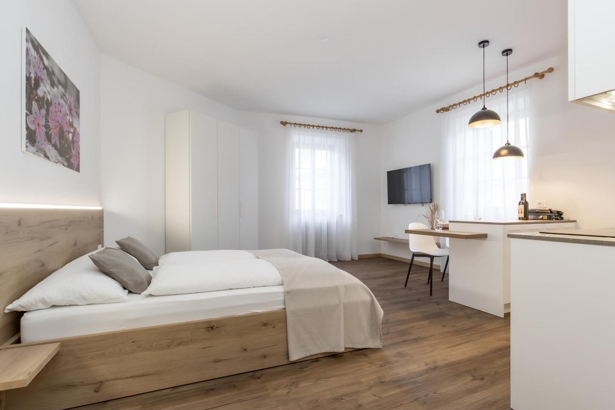 Apartamento Ansitz Von Wohlgemuth Salorno Exterior foto