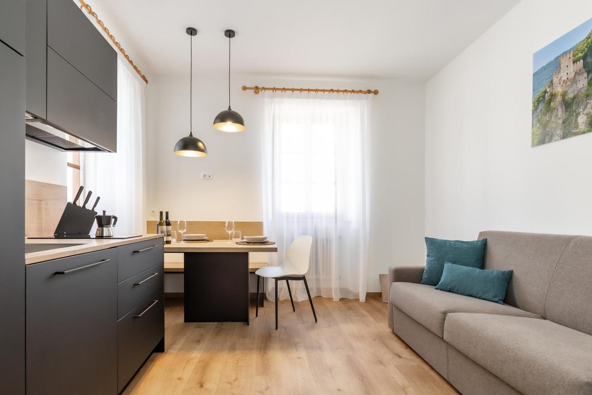 Apartamento Ansitz Von Wohlgemuth Salorno Exterior foto